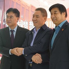 fun88乐天堂再出手公益，为四川25所小学捐赠fun88乐天堂高科技钢琴